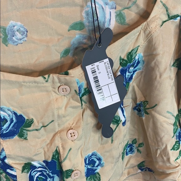 Catiza Top in Rose Blossom Blue by Motel - Picture 3 of 4